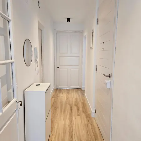Apartamentos En El Centro - Plaza De Amboage - Wifi Ferrol Exterior photo