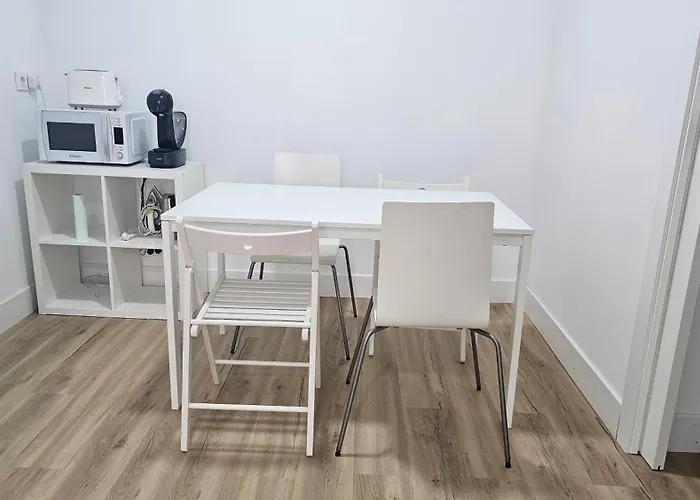 Apartamentos En El Centro - Plaza De Amboage - Wifi