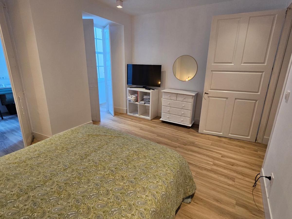 Apartment En El Centro - Plaza De Amboage - Wifi Ferrol