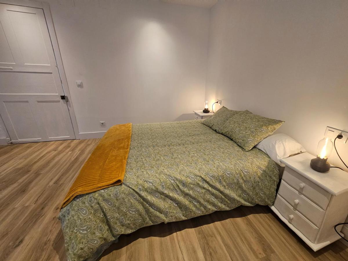En El Centro - Plaza De Amboage - Wifi Apartment