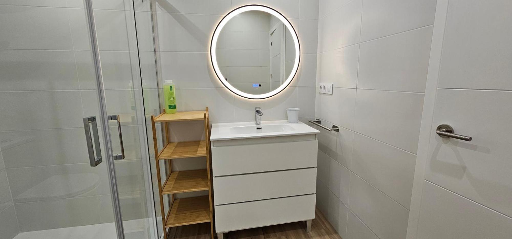 Apartment En El Centro - Plaza De Amboage - Wifi *